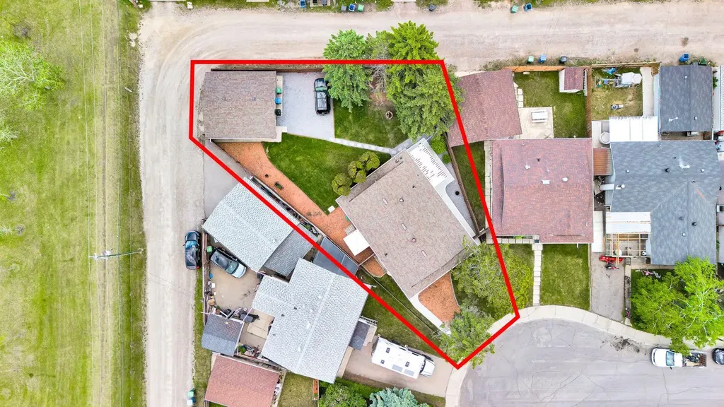 173 Margate Close NE Calgary AB T2A 3E5