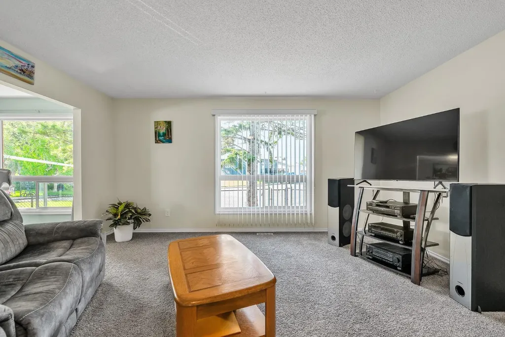 173 Margate Close NE Calgary AB T2A 3E5