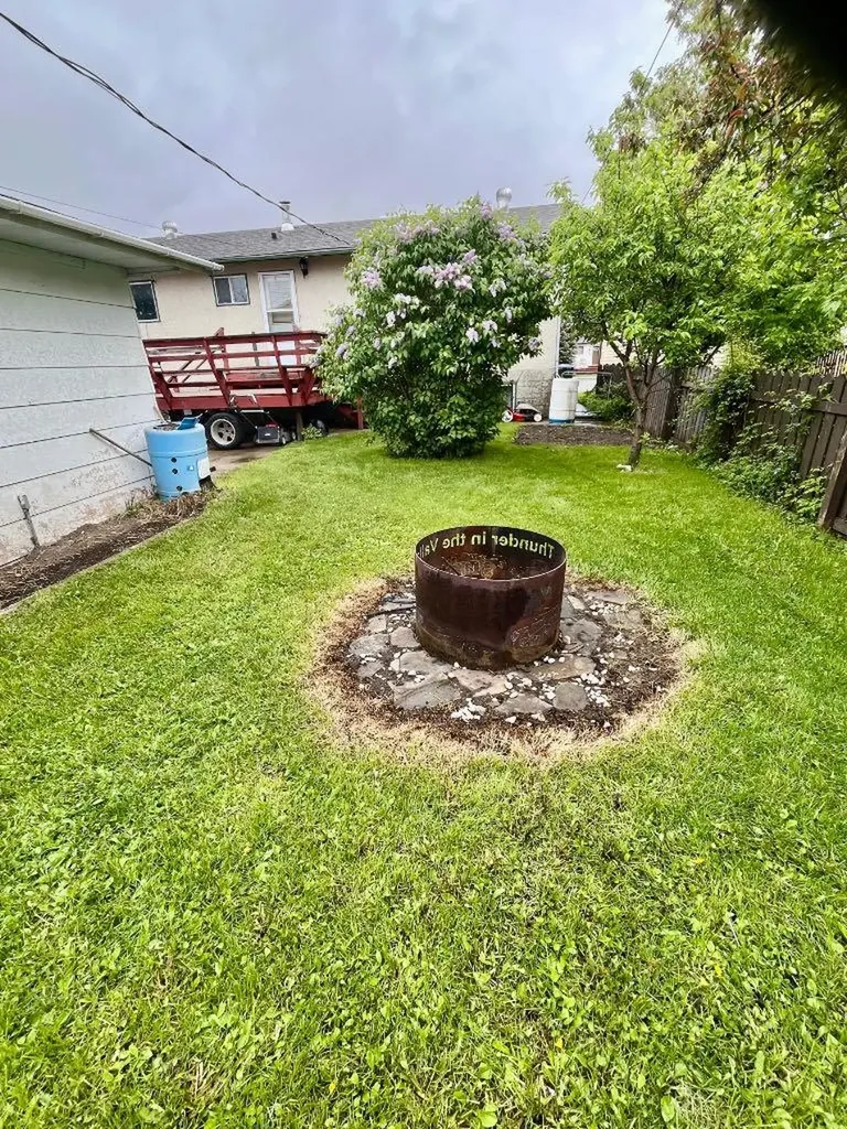 5116 47 Street Rocky Mountain House AB T4T 1M4