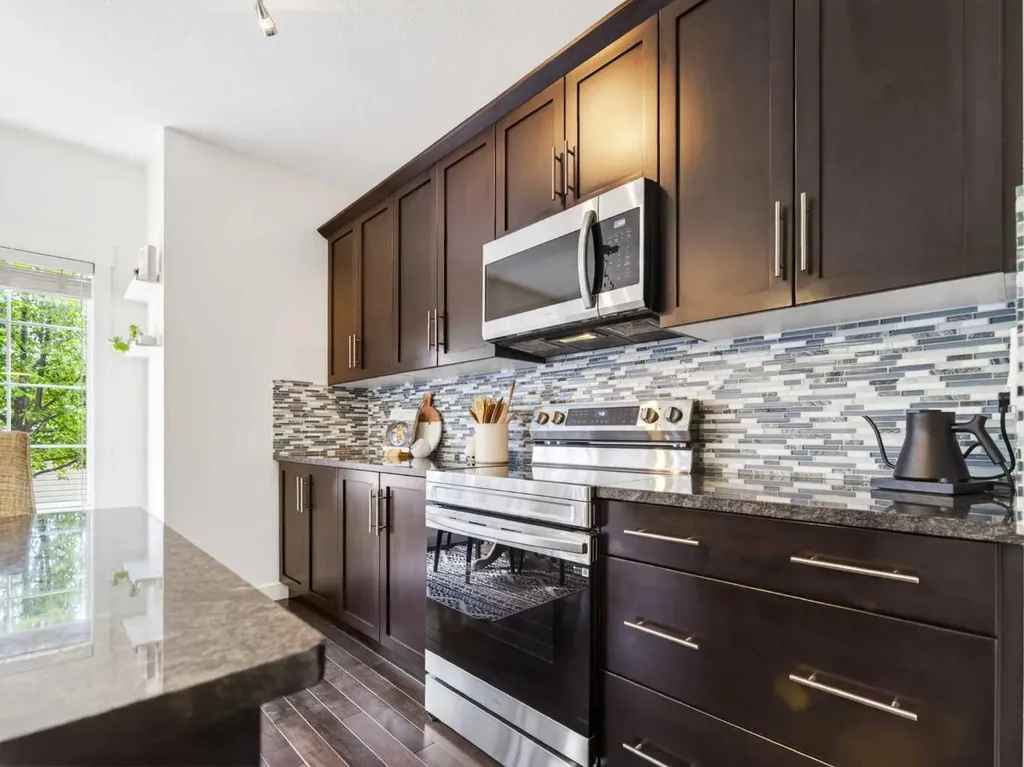 456 Rainbow Falls Drive Chestermere AB T1X 0L8