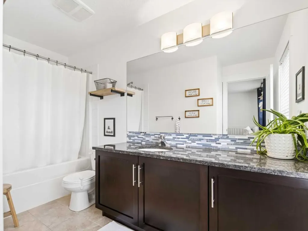 456 Rainbow Falls Drive Chestermere AB T1X 0L8