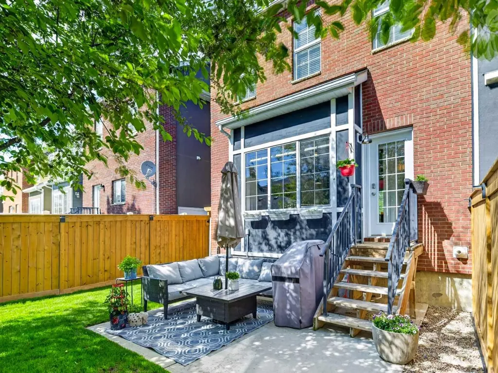 456 Rainbow Falls Drive Chestermere AB T1X 0L8