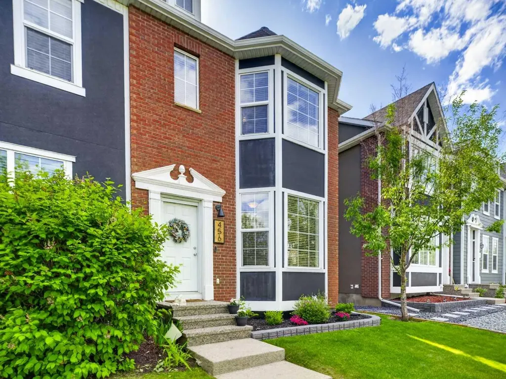 456 Rainbow Falls Drive Chestermere AB T1X 0L8