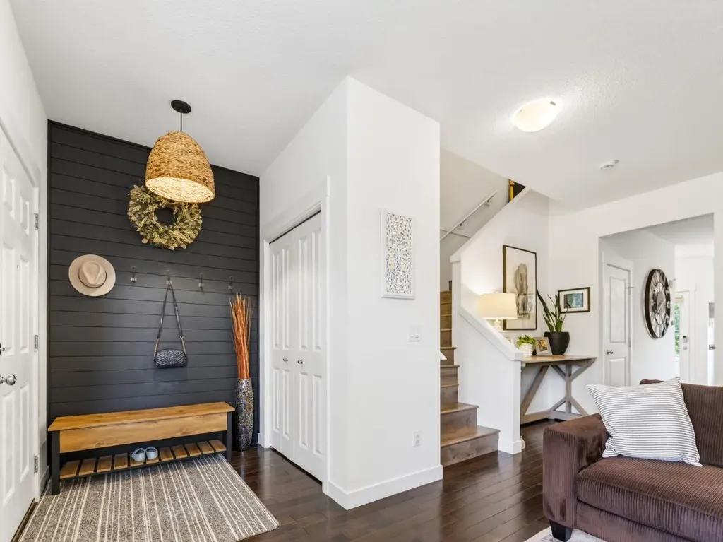 456 Rainbow Falls Drive Chestermere AB T1X 0L8