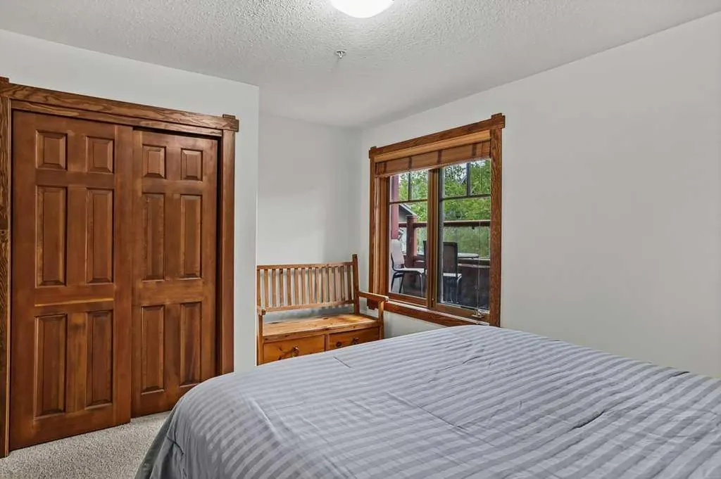 150 Crossbow Place Canmore AB T1W 3H5