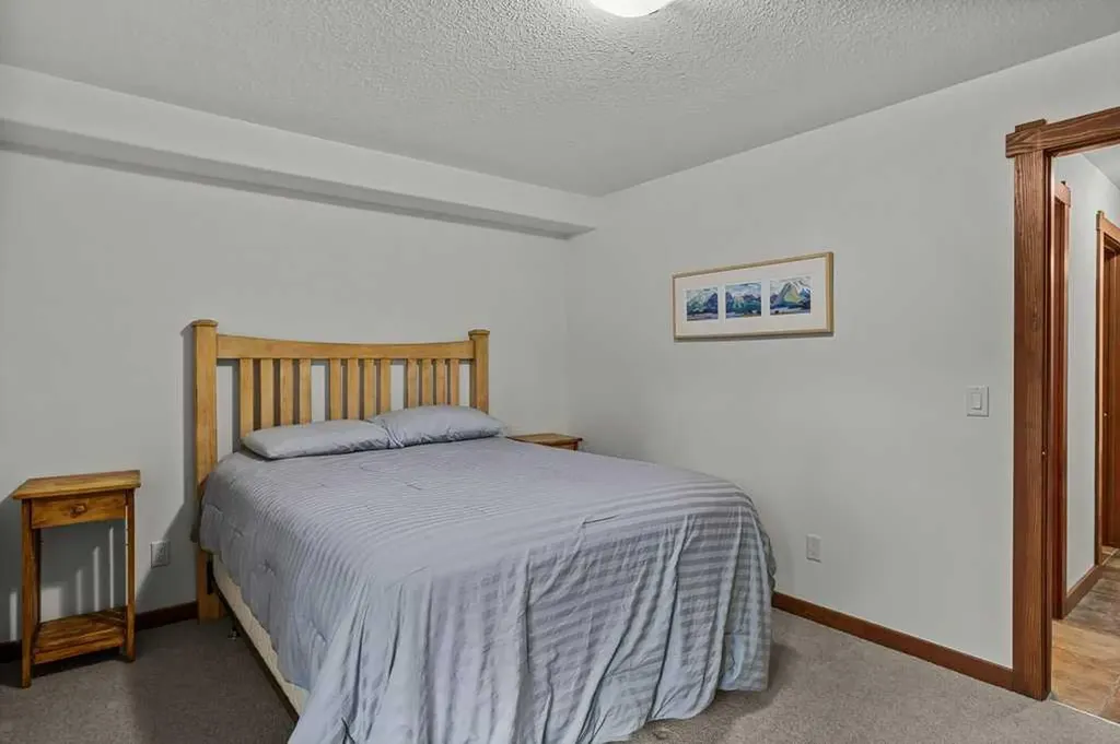 150 Crossbow Place Canmore AB T1W 3H5
