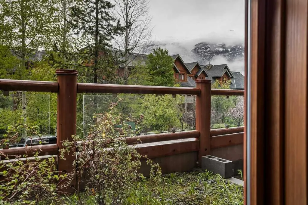 150 Crossbow Place Canmore AB T1W 3H5