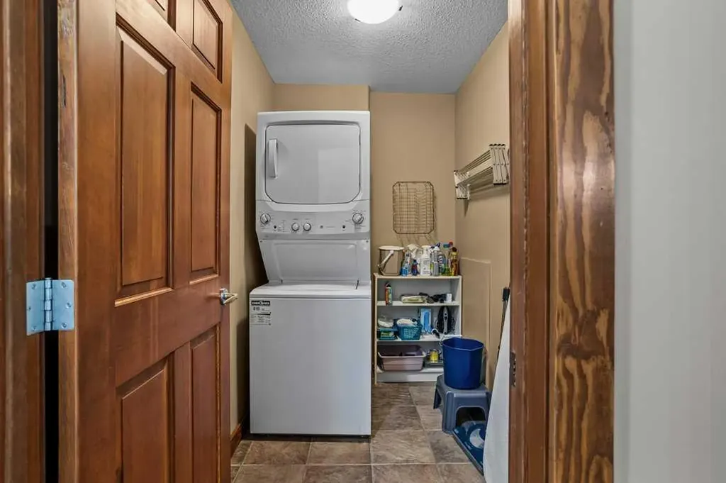 150 Crossbow Place Canmore AB T1W 3H5