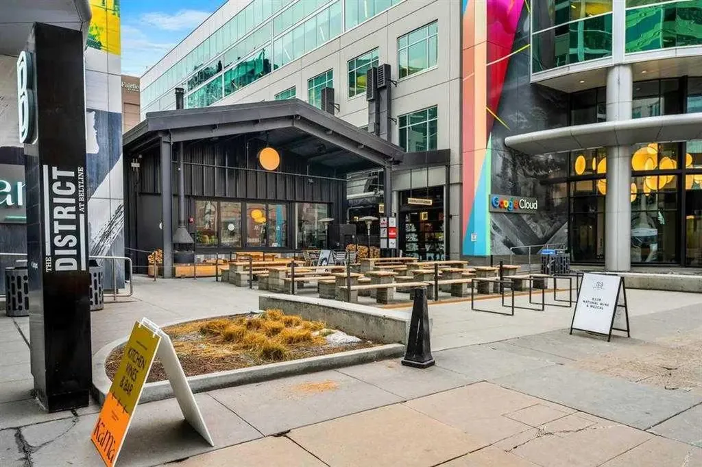 240 11 Avenue SW Calgary AB T2R 0C3