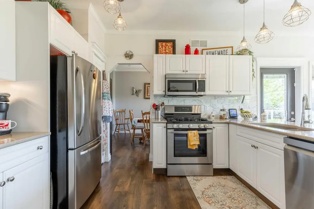 325 8 Avenue Granum AB T0L1A0