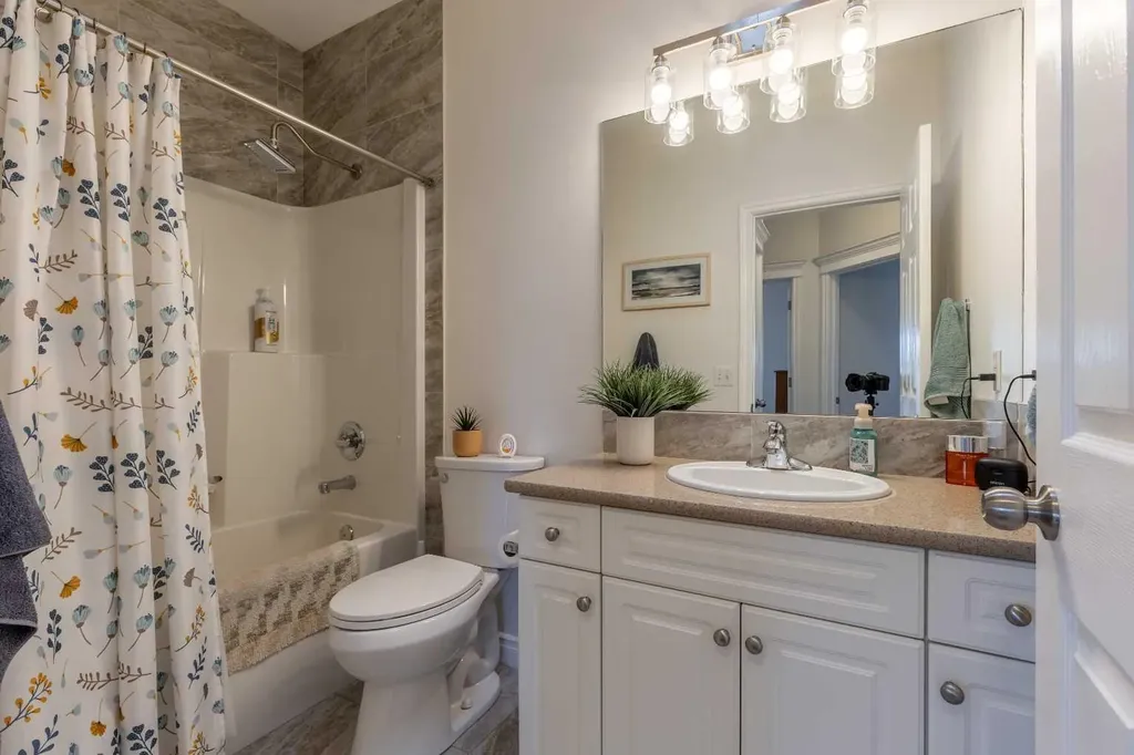 325 8 Avenue Granum AB T0L1A0
