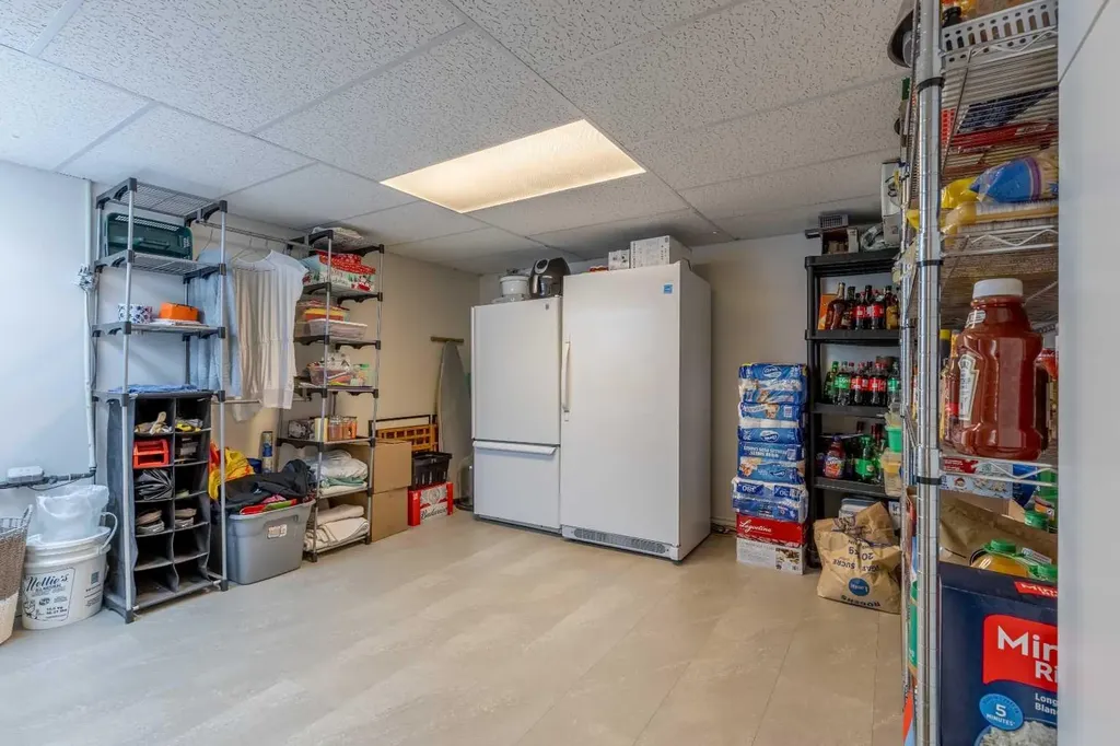 325 8 Avenue Granum AB T0L1A0