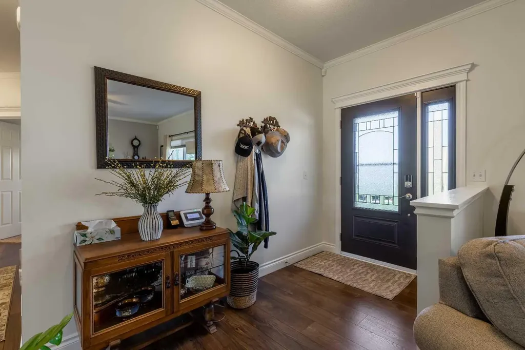 325 8 Avenue Granum AB T0L1A0