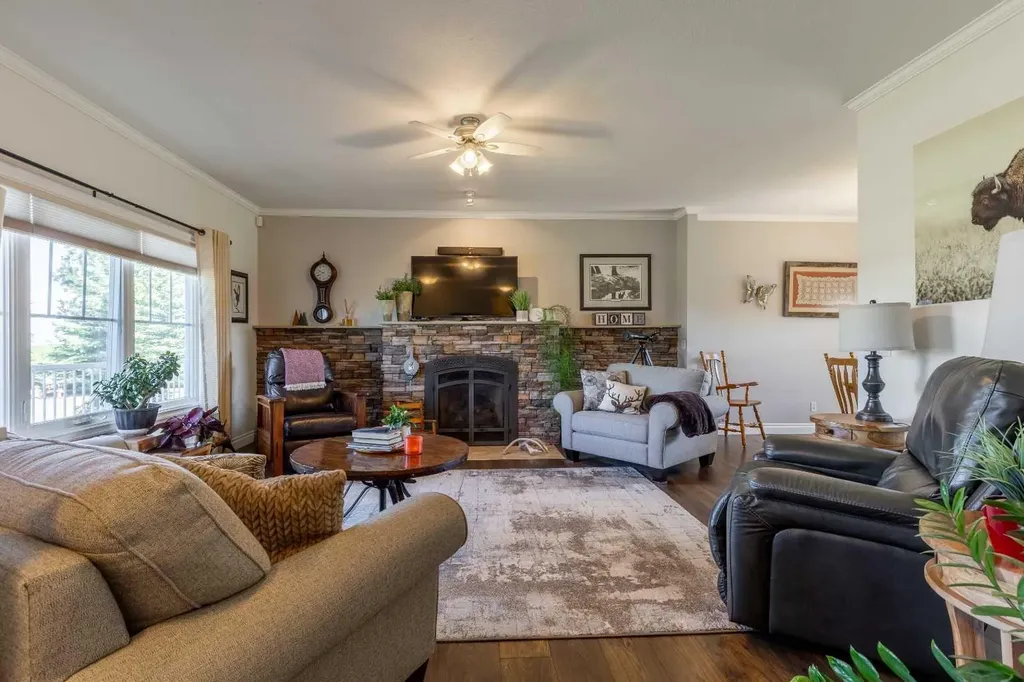 325 8 Avenue Granum AB T0L1A0