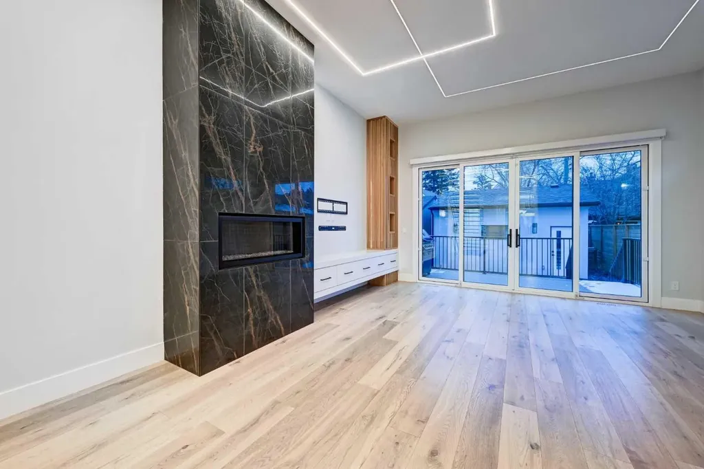 1904 13 Street SW Calgary AB T2T3P6
