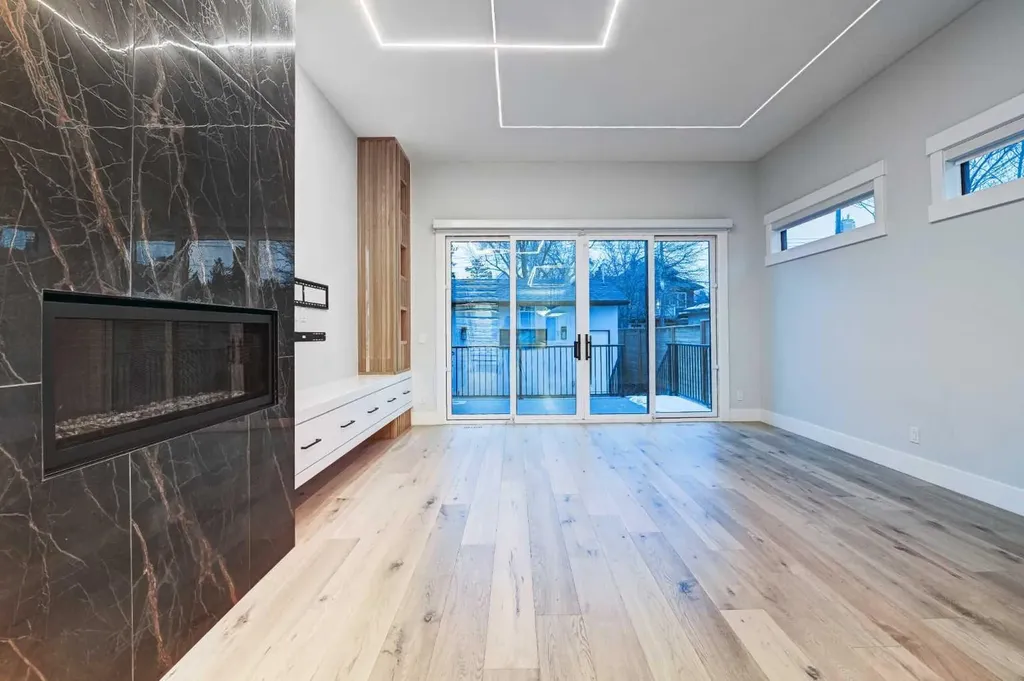 1904 13 Street SW Calgary AB T2T3P6