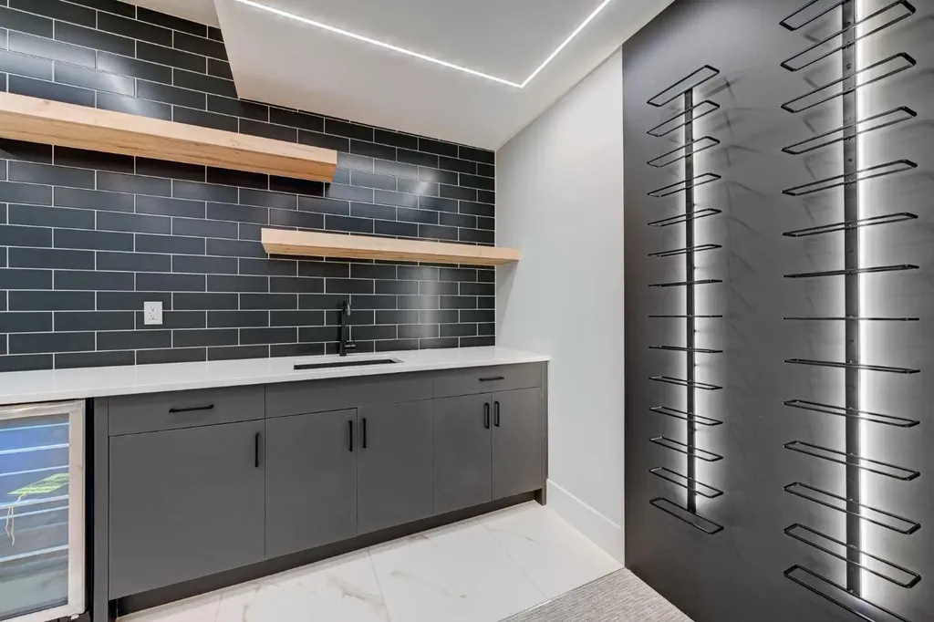 1904 13 Street SW Calgary AB T2T3P6
