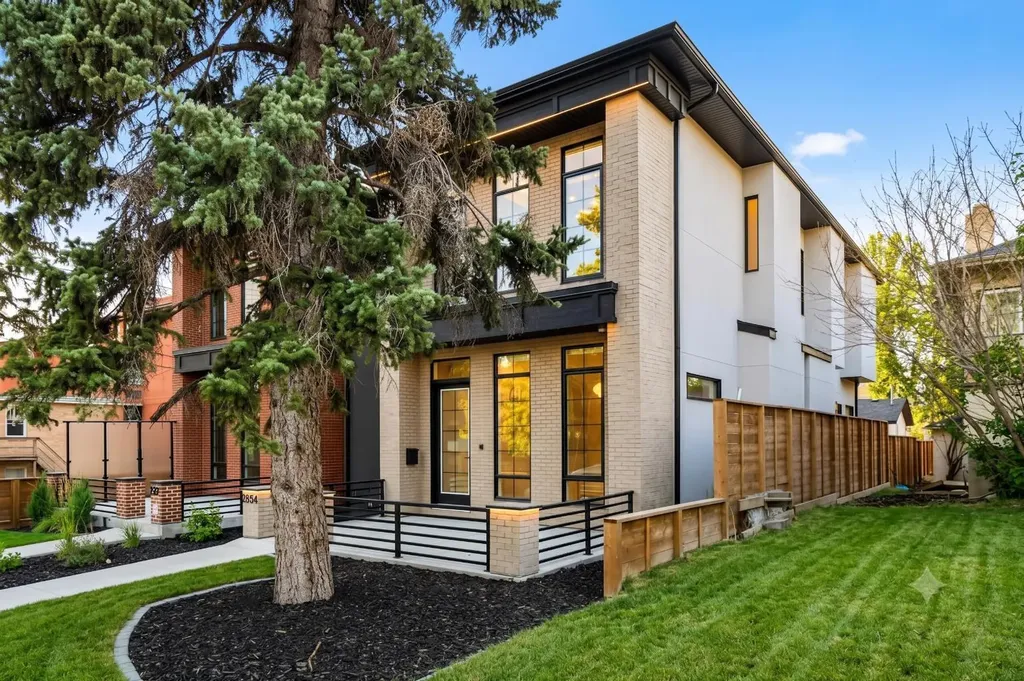 1904 13 Street SW Calgary AB T2T3P6
