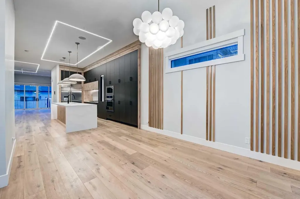 1904 13 Street SW Calgary AB T2T3P6