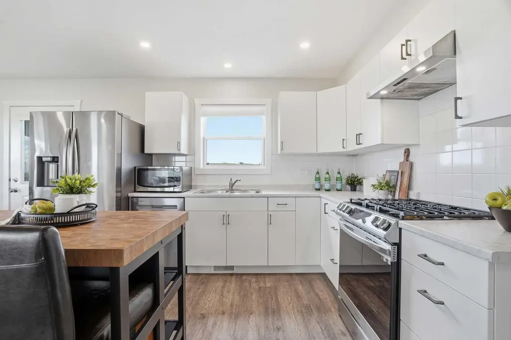 30480 Range Road 12 Rural Mountain View County AB T0M0N0