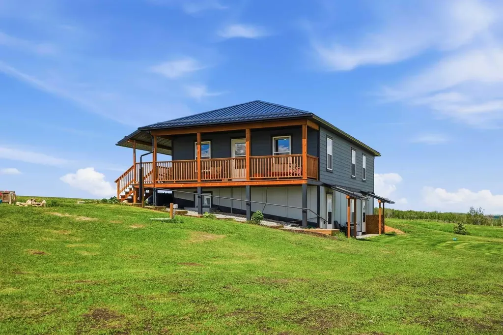 30480 Range Road 12 Rural Mountain View County AB T0M0N0