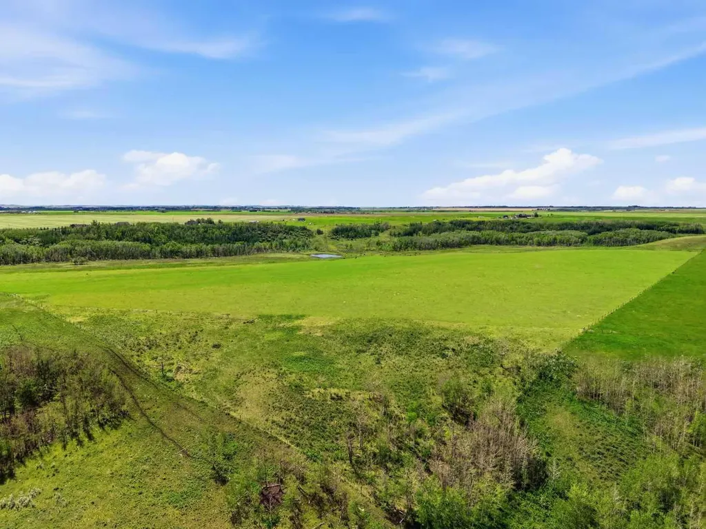 30480 Range Road 12 Rural Mountain View County AB T0M0N0