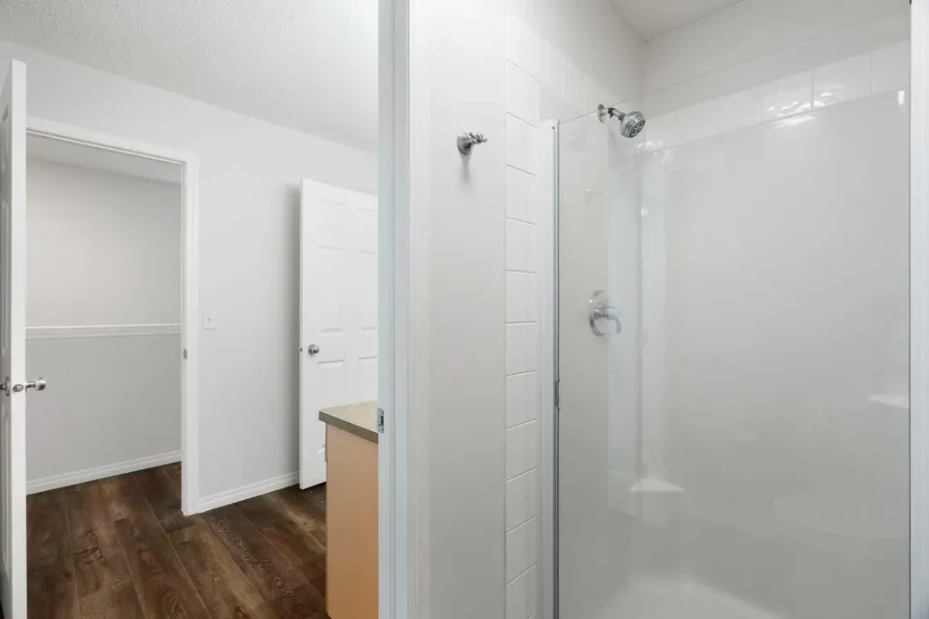 112 Royal Oak Gardens NW Calgary AB T3G 5S5