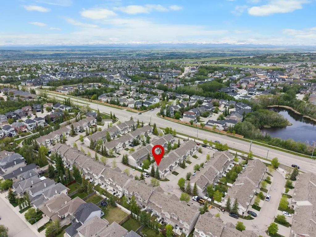 112 Royal Oak Gardens NW Calgary AB T3G 5S5