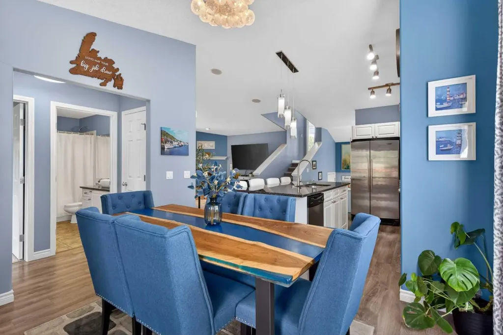 129 Evansbrooke Park NW Calgary AB T3P 1C6