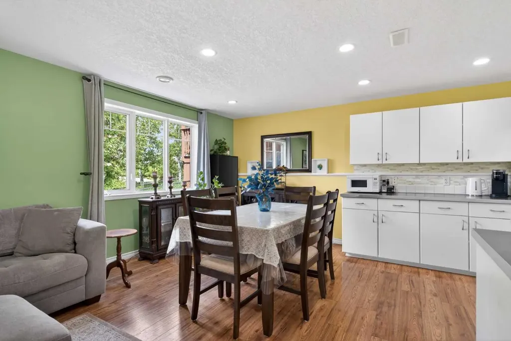 129 Evansbrooke Park NW Calgary AB T3P 1C6