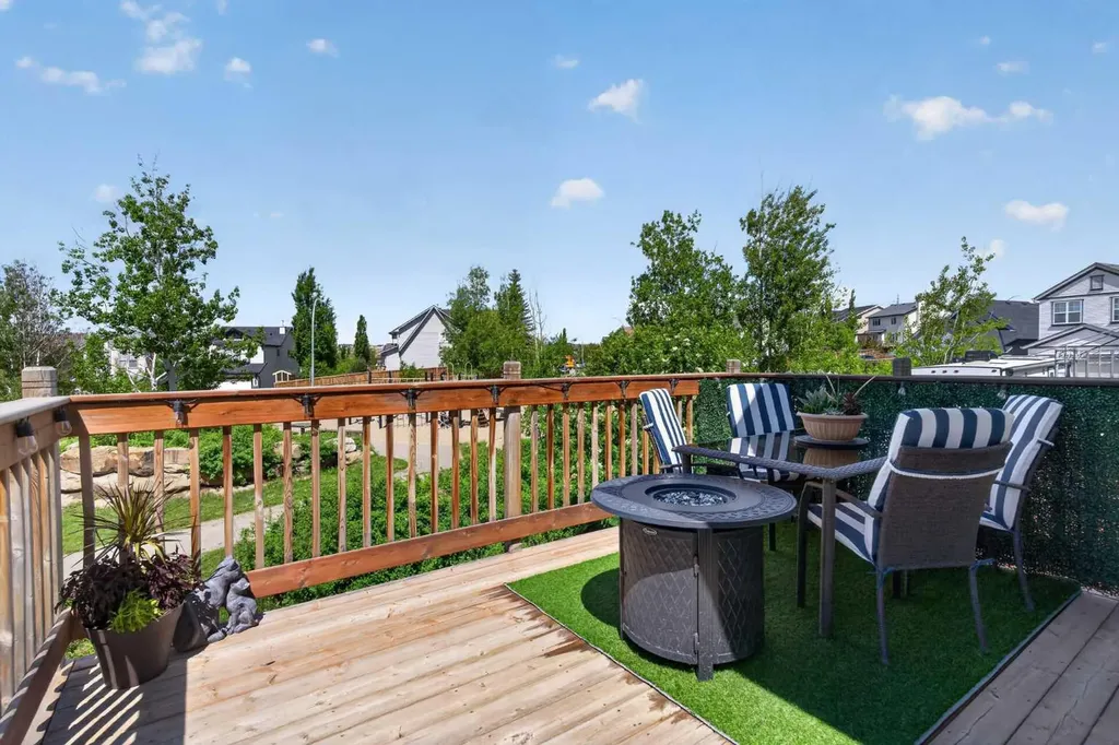 129 Evansbrooke Park NW Calgary AB T3P 1C6