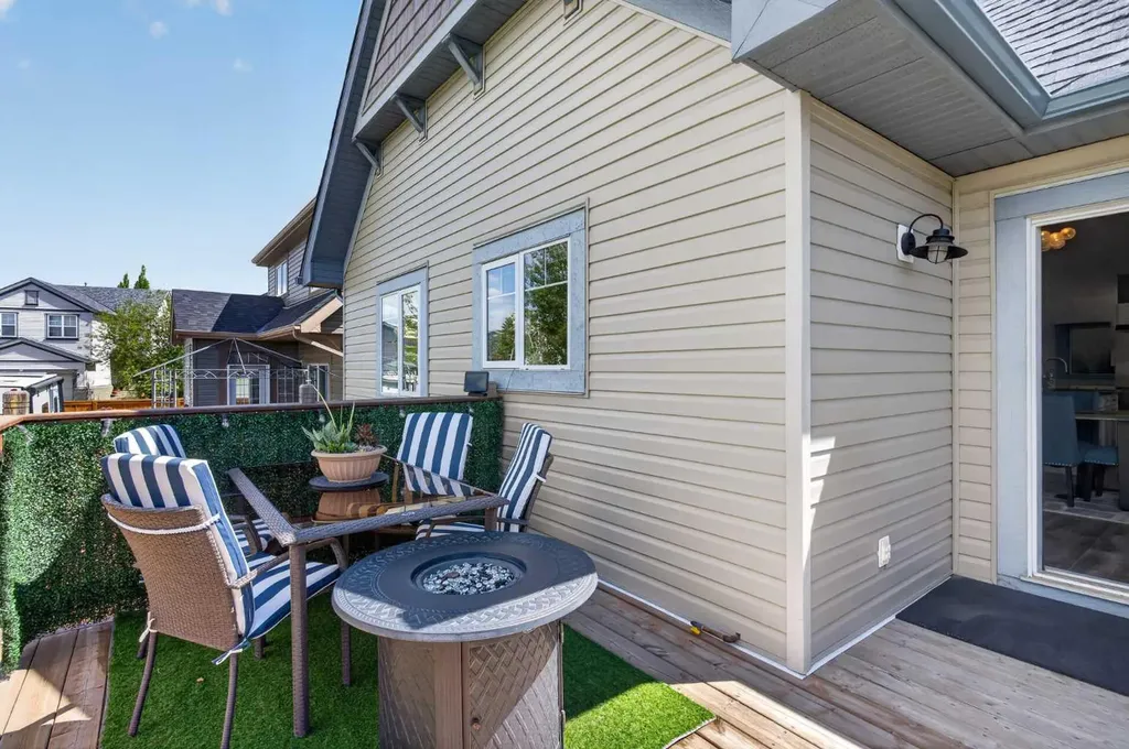 129 Evansbrooke Park NW Calgary AB T3P 1C6
