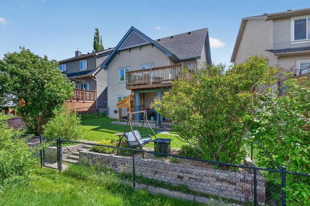 129 Evansbrooke Park NW Calgary AB T3P 1C6