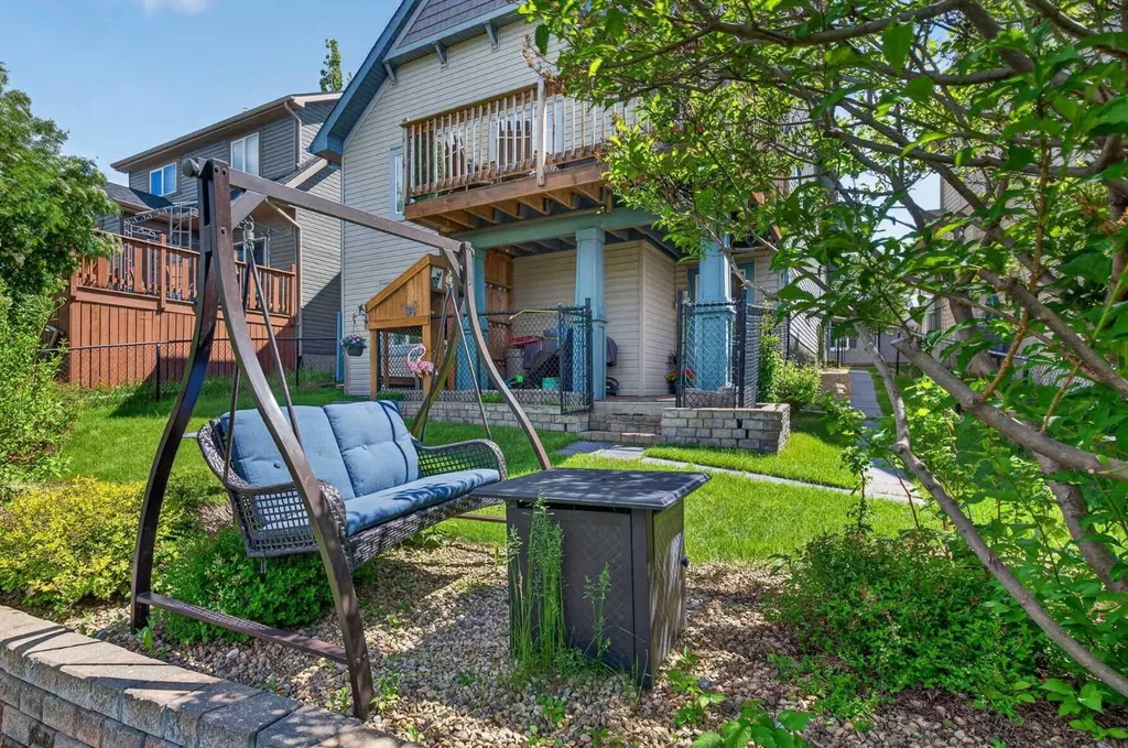 129 Evansbrooke Park NW Calgary AB T3P 1C6