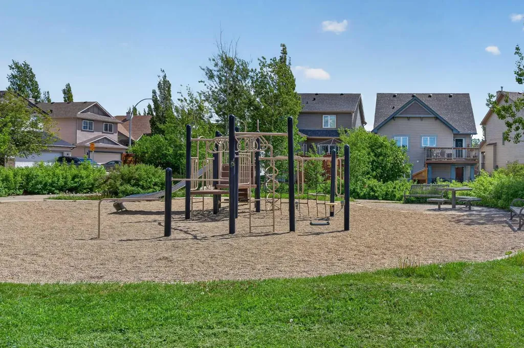 129 Evansbrooke Park NW Calgary AB T3P 1C6
