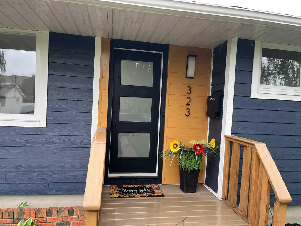 323 84 Avenue SE Calgary AB T2H1N5