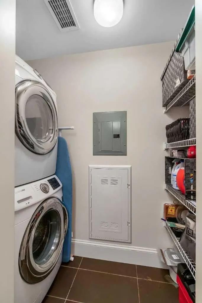 221 Quarry Way SE Calgary AB T2C 5M7