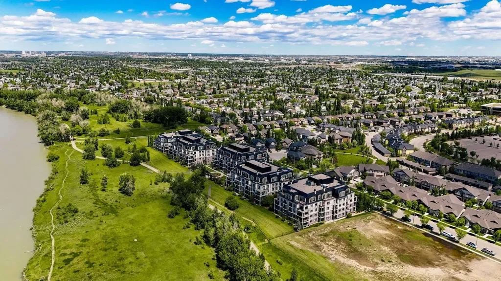 221 Quarry Way SE Calgary AB T2C 5M7
