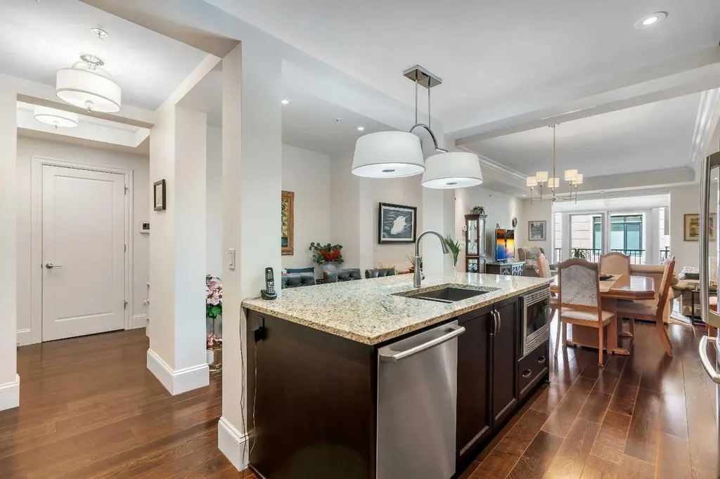 221 Quarry Way SE Calgary AB T2C 5M7