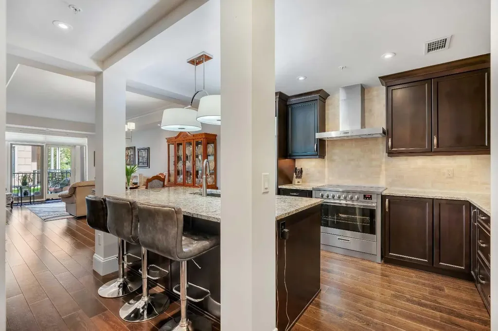 221 Quarry Way SE Calgary AB T2C 5M7