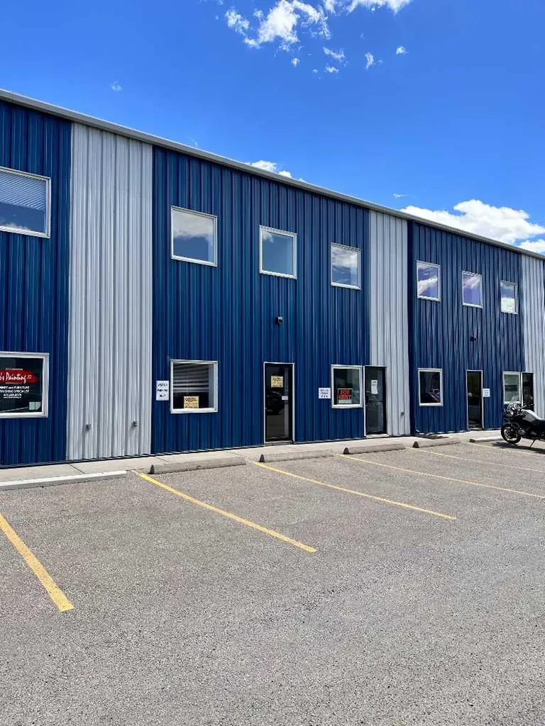 8800 Venture Avenue SE Calgary AB T3S 0A2