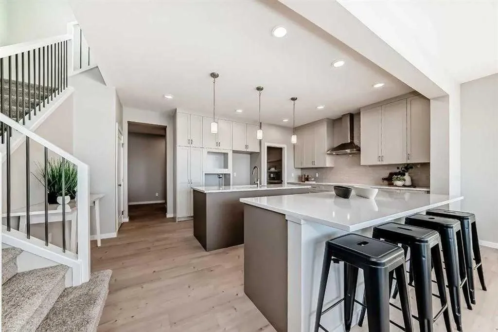 167 Mallard Heath SE Calgary AB T3S 0E3