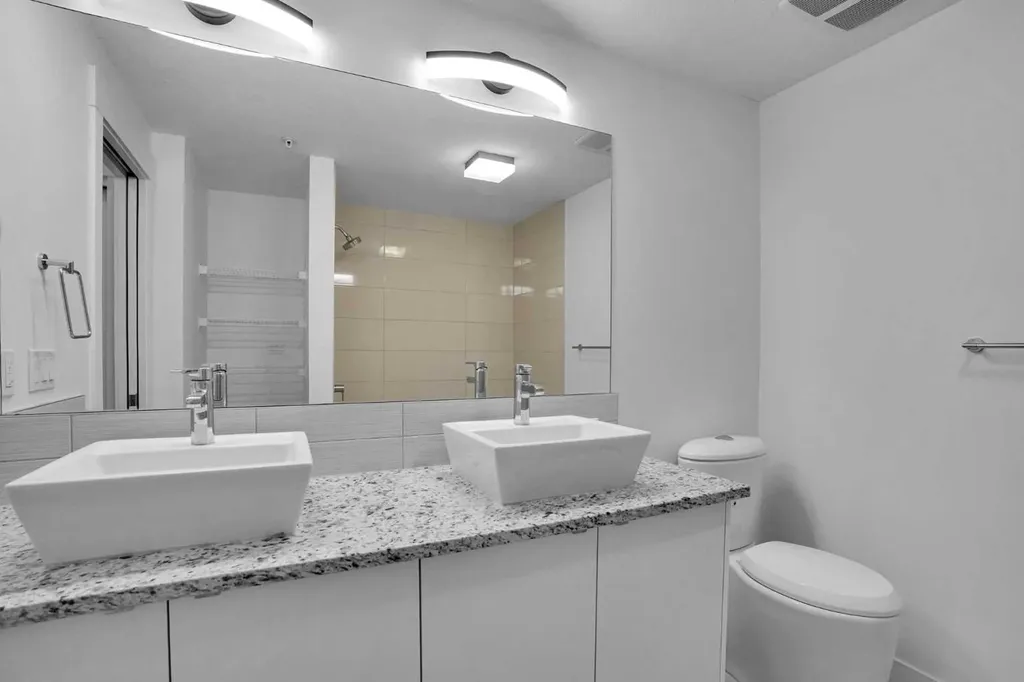 15 Aspenmont Heights SW Calgary AB T3H 0E3