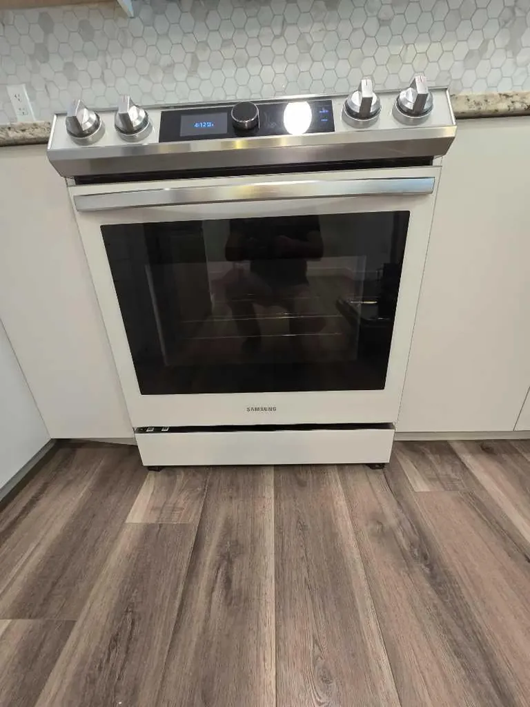 15 Aspenmont Heights SW Calgary AB T3H 0E3