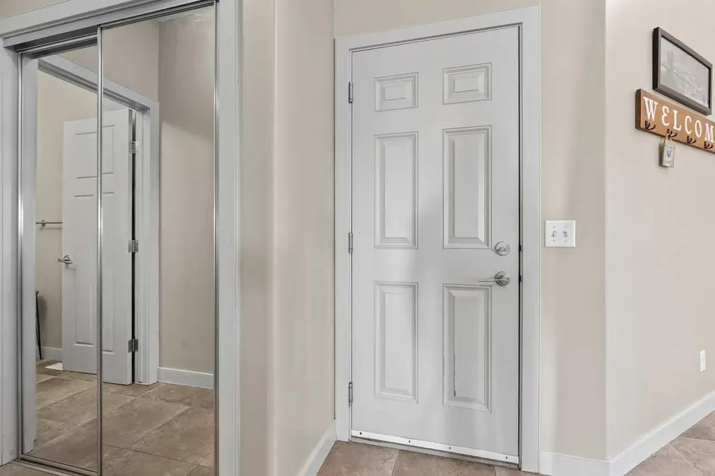 38 Everhollow Green SW Calgary AB T2Y0H4