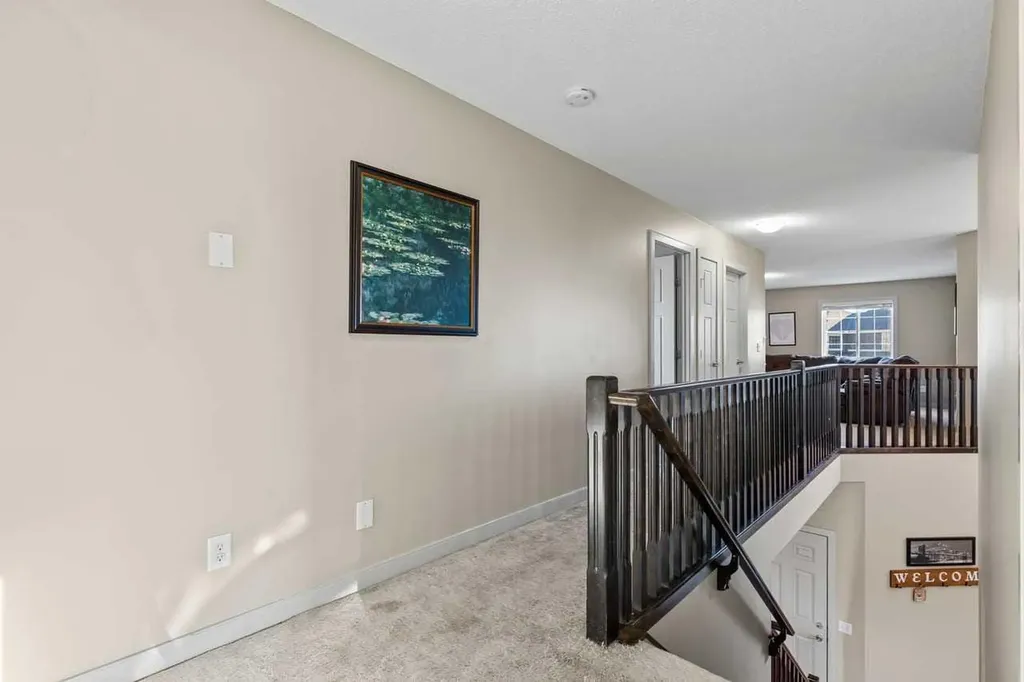 38 Everhollow Green SW Calgary AB T2Y0H4