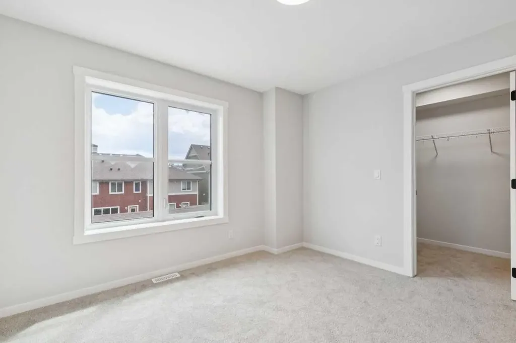 135 Mahogany Parade SE Calgary AB T3M2J9