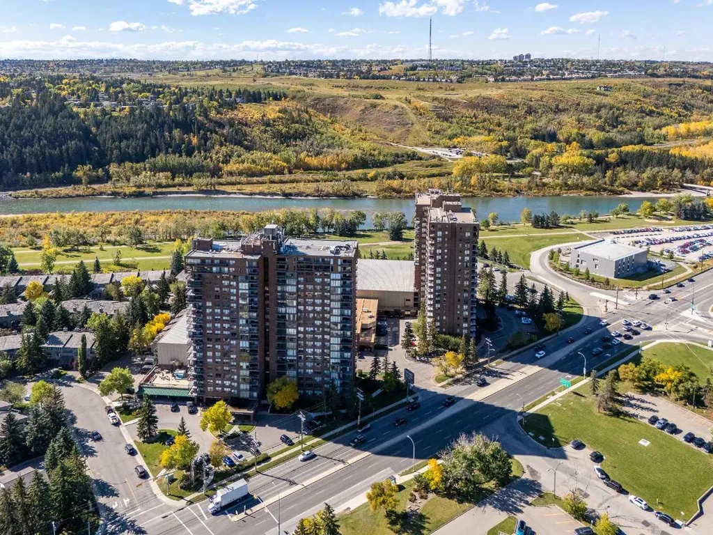 145 Point Drive NW Calgary AB T3B 4W1