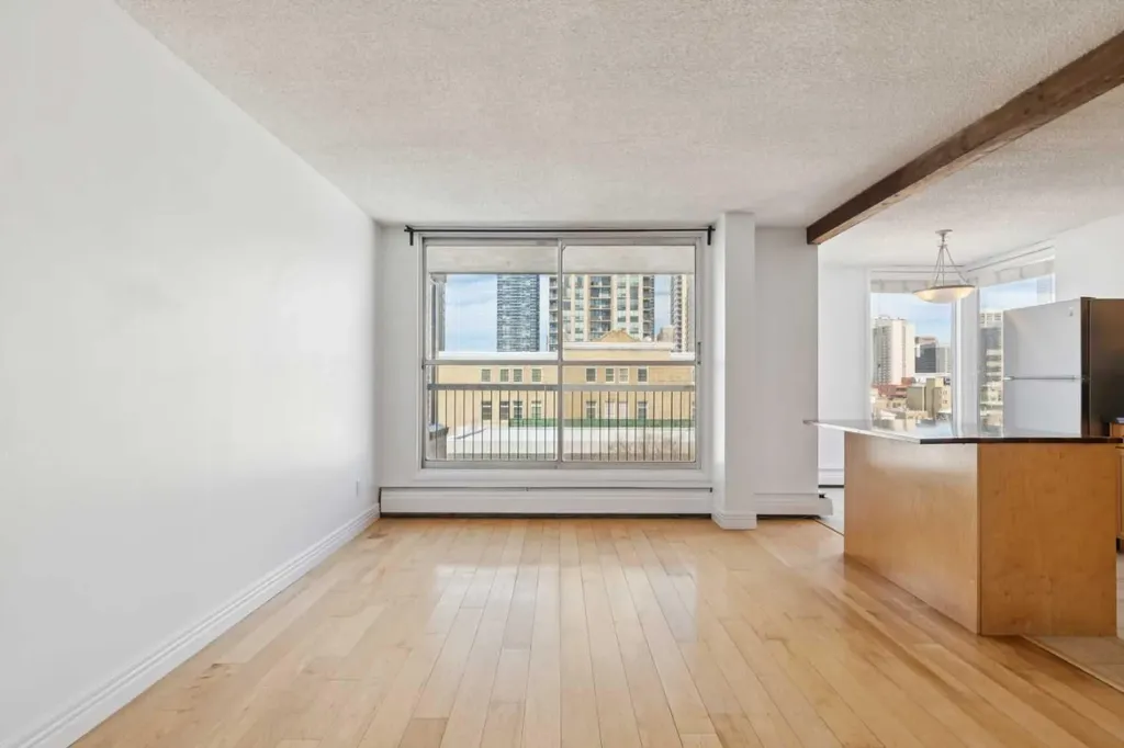 1123 13 Avenue SW Calgary AB T2R 0L7