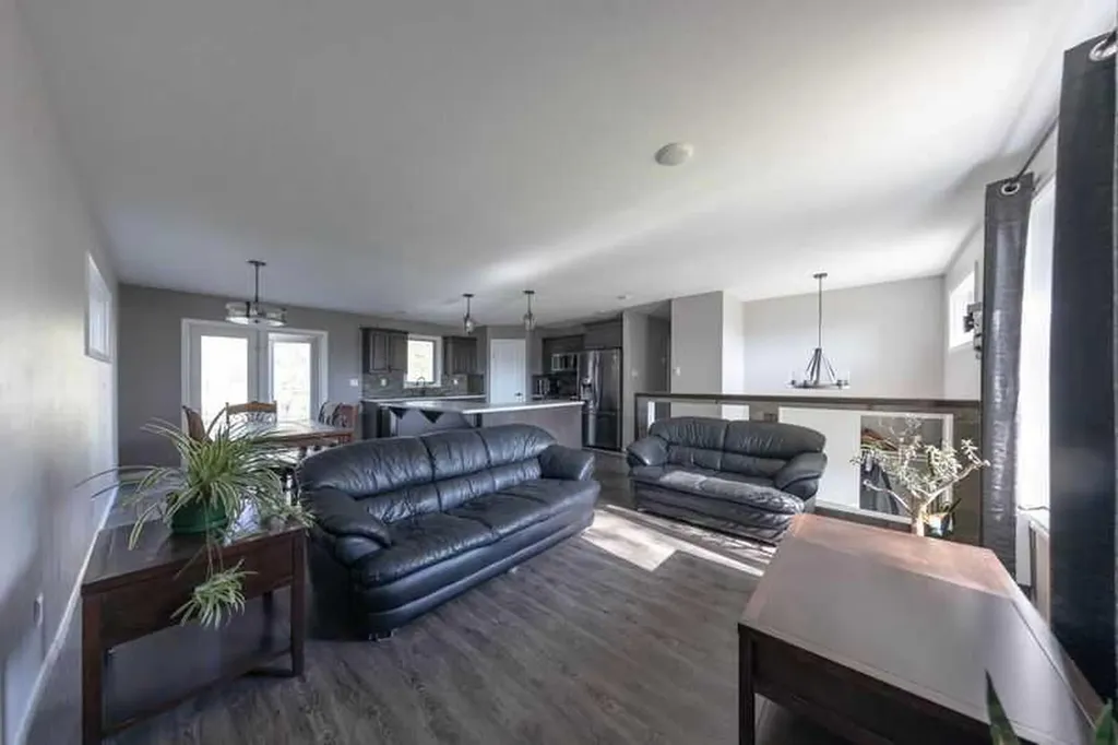 19 3rd Street West St. Walburg SK S0M2T0